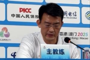 王博谈被视为争冠球队的压力：放平心态 一场一场打